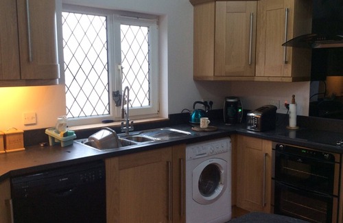 Pendine House | CHARMING CHARACTER COTTAGE WITH PANORAMIC VIEWS AND BEACH ACCESS 2 MIN WALK