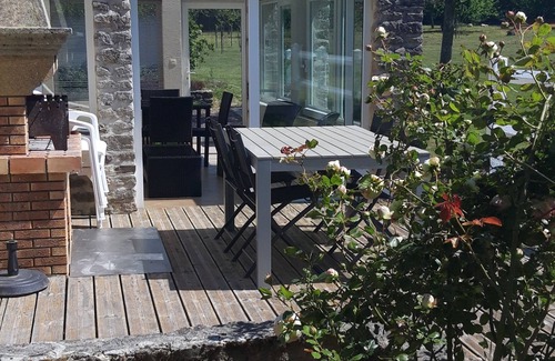 Colleville-sur-Mer House | Charming cottage with a veranda facing south overlooking an orchard.