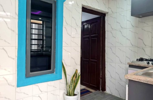 Somolu Apartment | Charming Coastal Chic 1-bedroom apartment with WiFi, AC in Lagos