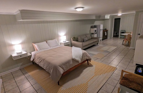 Canton House | Charming cool retreat in Canton: Perfect base for Smokies & Asheville adventures