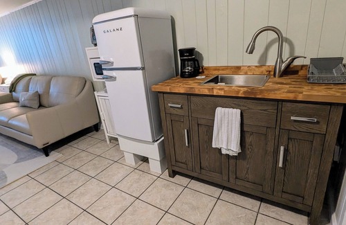 Canton House | Charming cool retreat in Canton: Perfect base for Smokies & Asheville adventures