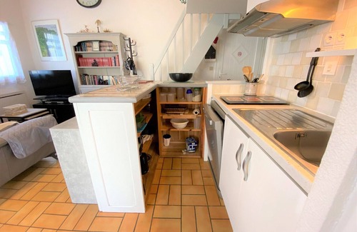 La Tranche-sur-Mer House | Charming Cottage with Garden, Near Beach & Town - La Tranche-sur-Mer