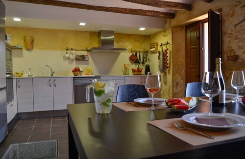 El Vendrell Cottage | Charming cottage for couple 8/11 people very close to the beach