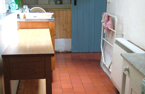 Fishguard Cottage | Charming Cottage in the Gwaun valley, near NewportnSleeps 4