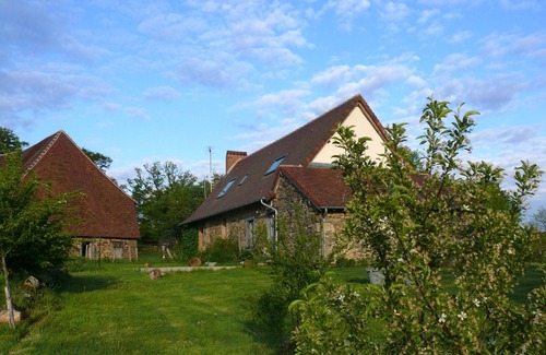 Magnac-Bourg House | Charming cottage large capacity spacious and comfortable large south facing garden