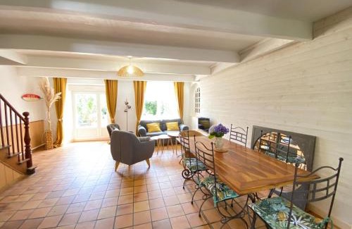 Brehal House | Charming Cottage near Mont St Michel Bay