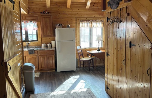 Barton Cottage | Charming cottage with WiFi in Barton - Perfect for a getaway