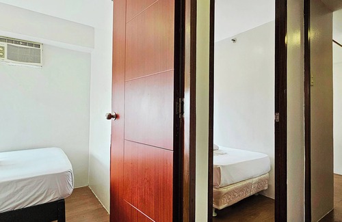 Valencia House | Charming & Cozy 3-bedroom with WiFi in Quezon City