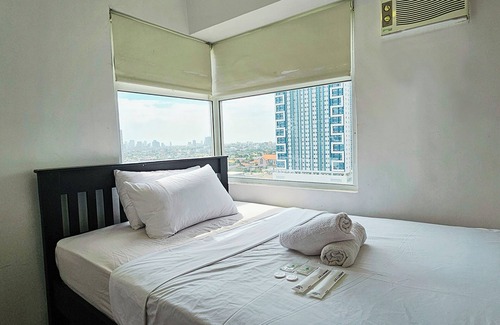 Valencia House | Charming & Cozy 3-bedroom with WiFi in Quezon City