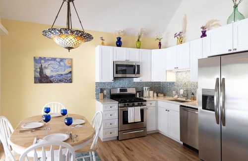 Baca Grande House | Charming Crestone Mountain Cottage- 1 mile from town!