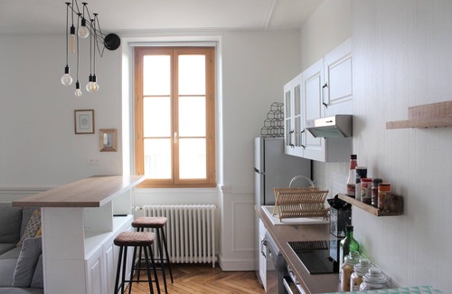 Auxerre Apartment | Charming downtown apartment