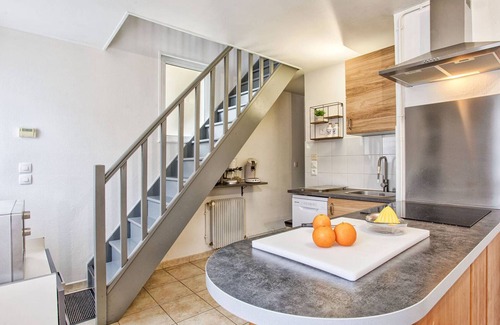 Cabourg House | Charming Downtown Cabourg Home: Spacious, Modern, Walk to Beach, Free Parking, 4 Guests