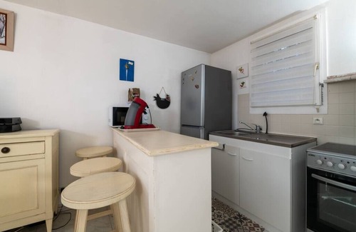 Hyeres City Centre Apartment | Charming duplex 300 m from the port of Hyeres