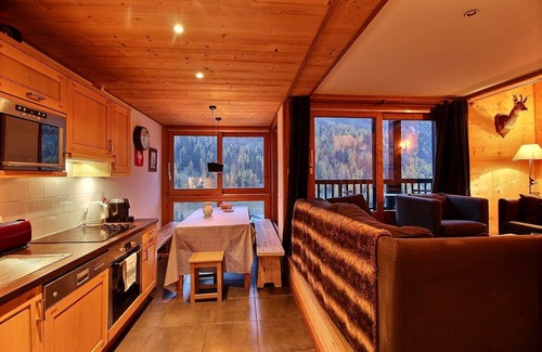Les Brevieres Apartment | Charming duplex in a chalet in Tignes Les Brevieres