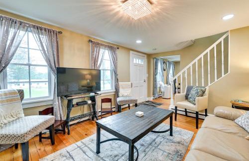 Oak Hill House | Charming East Durham Home - 2 Mi to Water Park