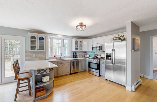 Mashpee House | Charming family-friendly home with beach gear, deck, bikes, & kitchen