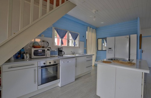 Gujan-Mestras House | Charming family home- natural pool