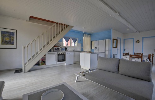 Gujan-Mestras House | Charming family home- natural pool
