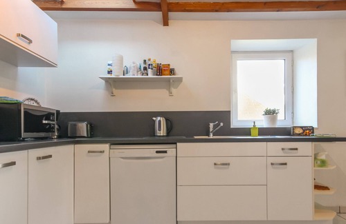 Auderville Cottage | Charming family home with garden and parking in La Hague