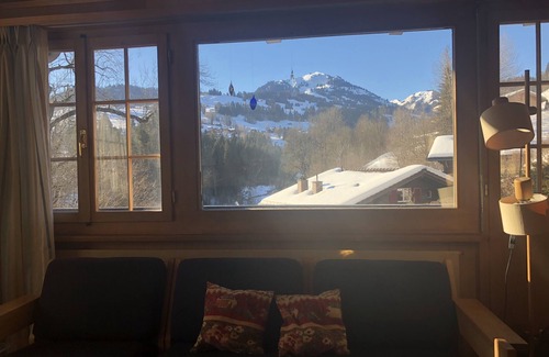 Zweisimmen Ski Chalet | Charming family-style Chalet with full view of the Rinderberg