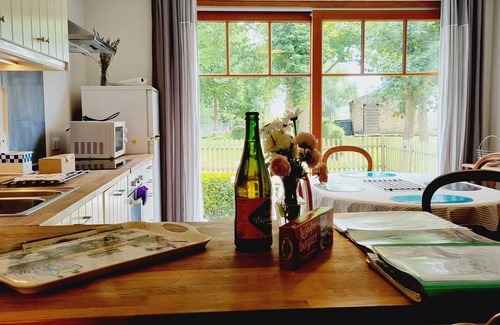 Quaedypre Cottage | Charming Farmhouse with Garden, Near Beaches and Belgian Border - Sleeps 7