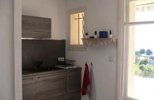 Les Issambres Apartment | Charming 2 Room 75 m2 with Splendid sea view and Huge RDJ. Beach 300 m.