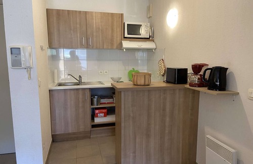 La Bouverie Apartment | Charming 2-Room Apt with Pool & Terrace, Near Var Beaches