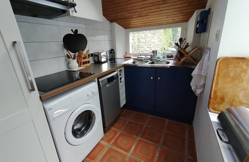Saint-Gildas-de-Rhuys House | Charming fisherman's house, 4 ppl, near beach, garden, Wifi