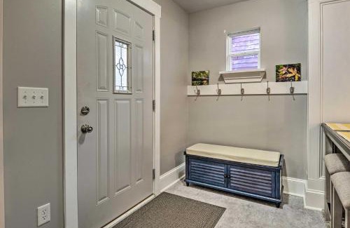 Greencastle House | Charming Greencastle Home Less Than 1 Mi to DePauw!