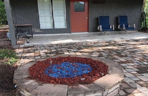 St. Marys Cabin | Charming Guest House near Crooked River Park -MAXIMUM 14 DAY STAY