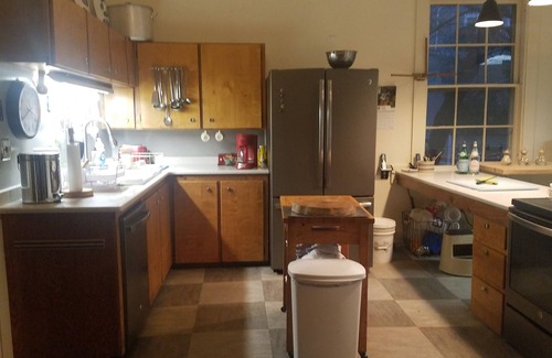 Waldoboro Apartment | Charming Historic Loft Apartment in Waldoboro. Once an Army Post & Dance Hall.