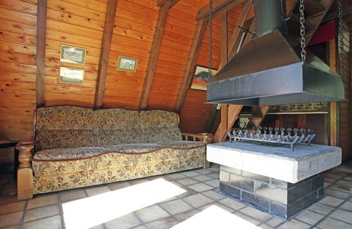 Untervalme House | Charming holiday home near the ski area