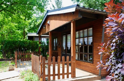 Han-sur-Lesse Ski Chalet | Charming holiday chalet located in a private estate with fenced garden