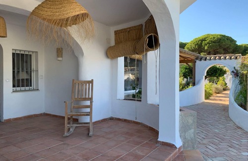 Brena y Marismas de Barbate Natural Park Villa | Charming holiday home located in the La Breña Natural Park.