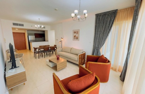 Dubai Apartment | Charming Holiday Home Near Dubai's Global Village - Your Perfect Getaway!