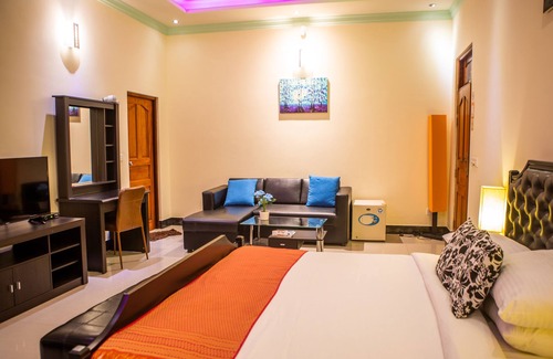 Hulhudhoo Hotel | Charming Holiday Lodge