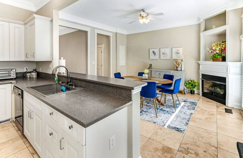 Dixon Park House | Charming Home on Quiet Street with Yard and Garage Parking by Lucky Savannah