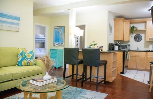 Southwest House | Charming Home w/HOT TUB!