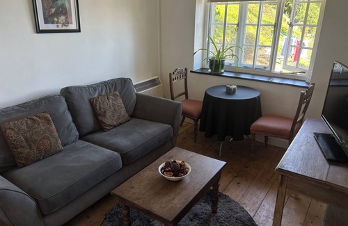 Clovelly House | Charming hotel accommodation in the heart of the cobbled streets of Clovelly
