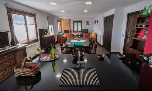 Baraibar House | Charming house in Baráibar with mountain view