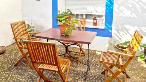 Picon House | Charming house in Picón with private pool.