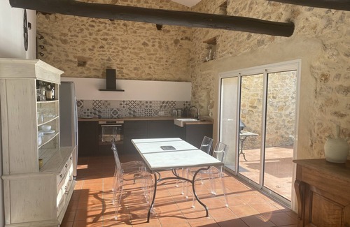 Gaujac House | Charming house in quiet southern village near Uzès