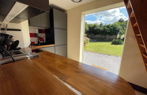 Quineville House | Charming house, sea and garden view, close to the D-Day landing beaches, sleeps 6