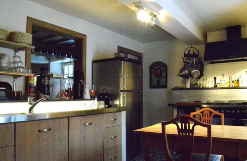Gembes House | Charming house with fireplace