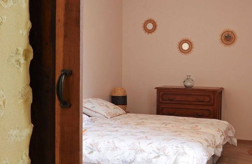 La Mesniere Cottage | Charming house with foosball and garden in the heart of Perche