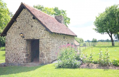 Passais-Villages Cottage | Charming house with garden and WIFI in Normandy