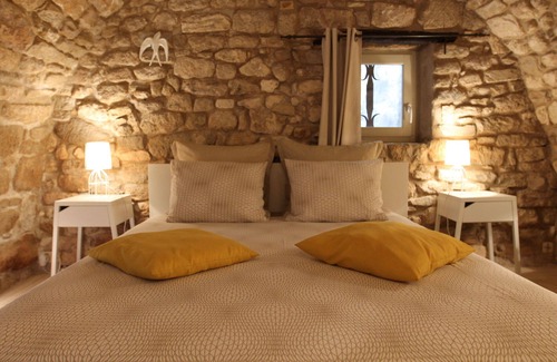 Bonnieux House | Charming independent bedroom/Charming independent bedroom/Bonnieux Luberon