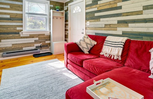 Jefferson Cottage | Charming Jefferson Cottage w/ Fire Pit!