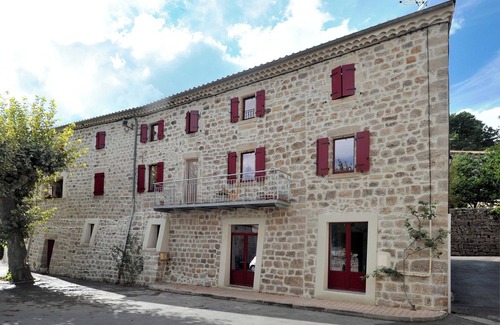 Sanilhac House | Charming La Castanéa gîte, SPA, infra-red sauna in a charming Ardèche hamlet