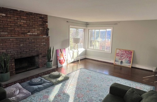 Lake Mohawk House | Charming Lake house with WiFi and AC in Sparta